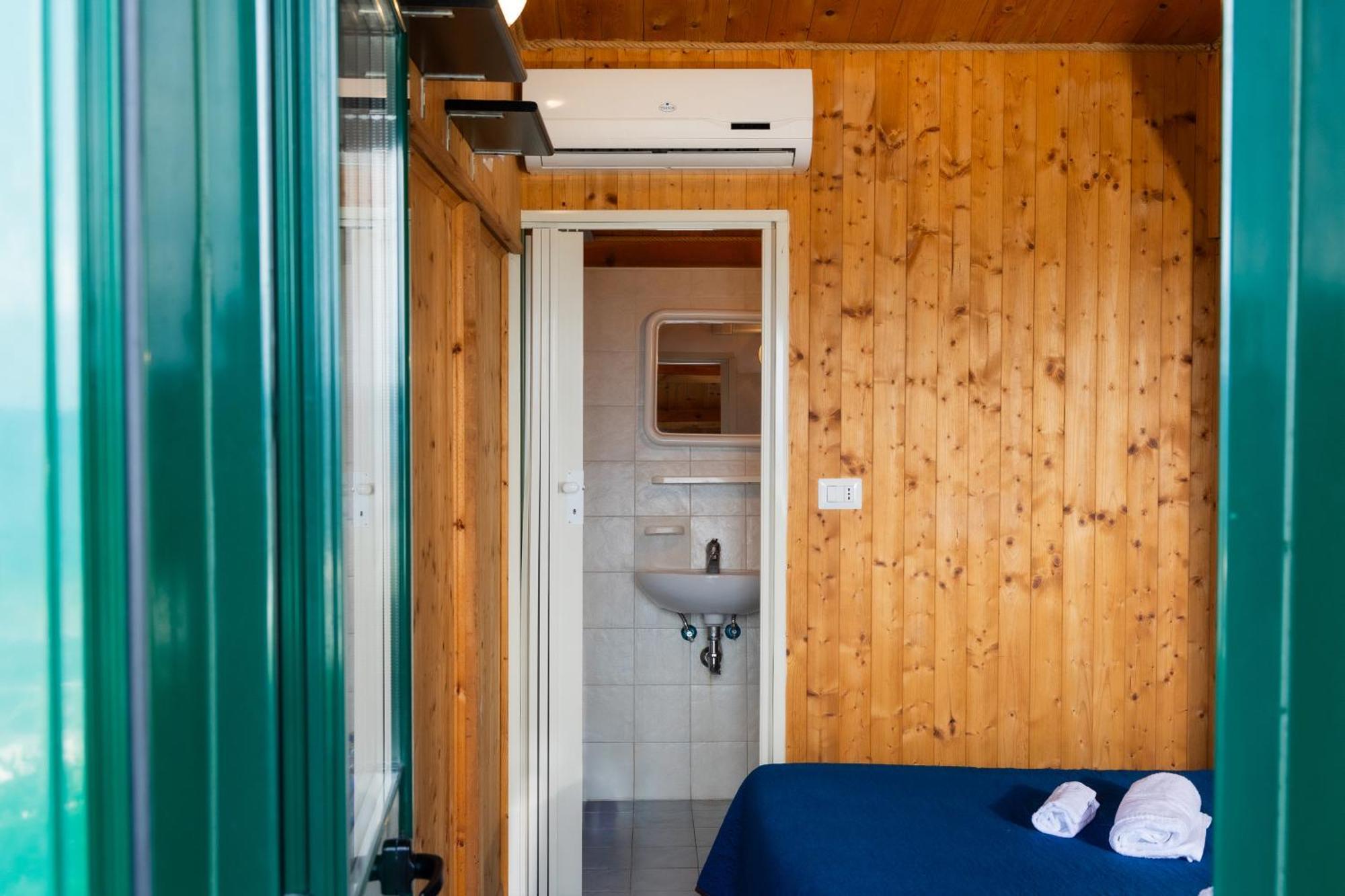 Riva Smeralda Camping Lodge Milazzo Extérieur photo