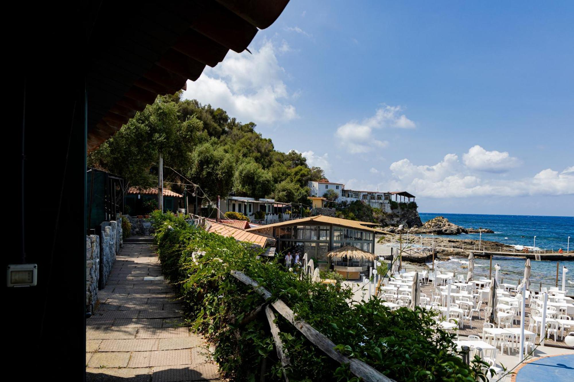 Riva Smeralda Camping Lodge Milazzo Extérieur photo